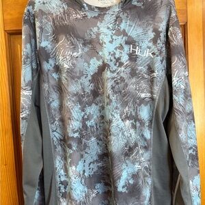 Huk Performance Fabrics Hooded Shirt - Blue and Gray